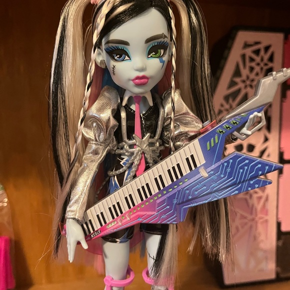 g3 monster high doll frankie - Picture 3 of 8